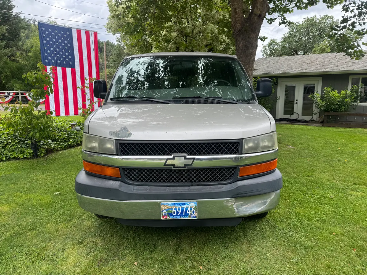 2007 CHEVROLET Express photo 3
