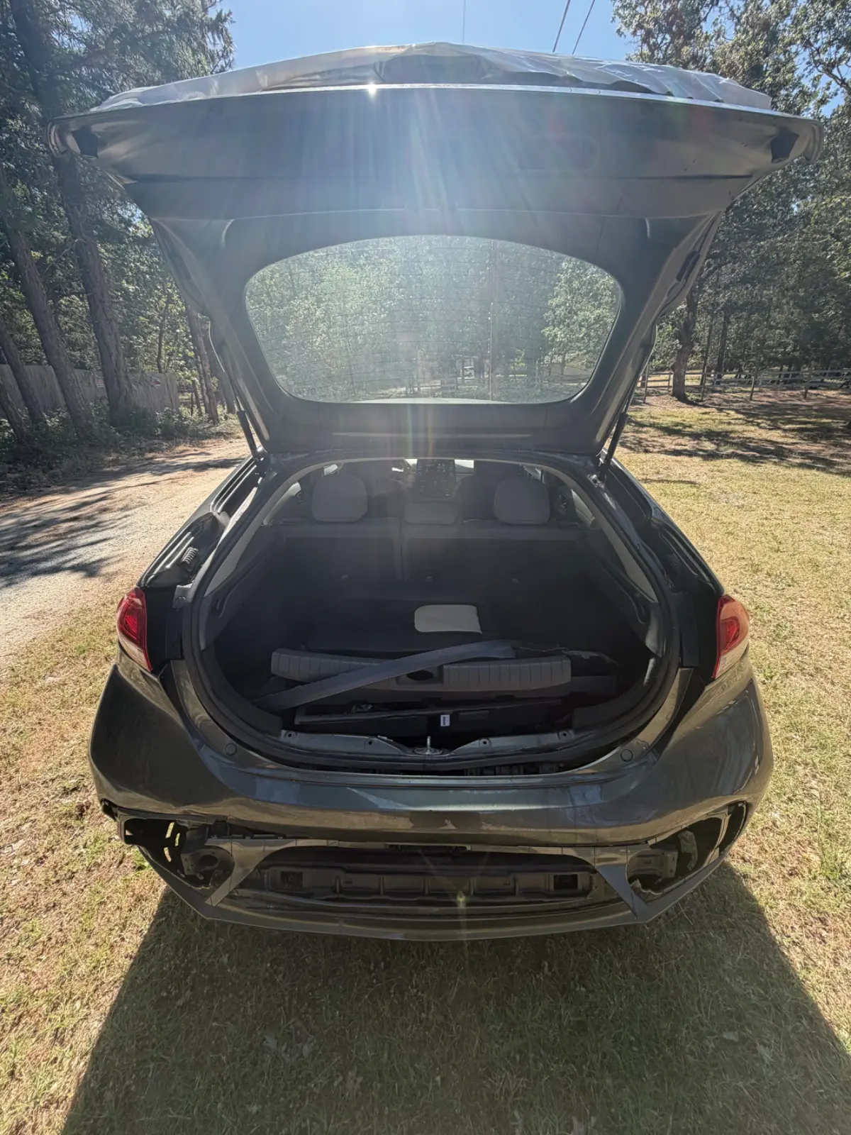 2020 Hyundia Ioniq photo 4