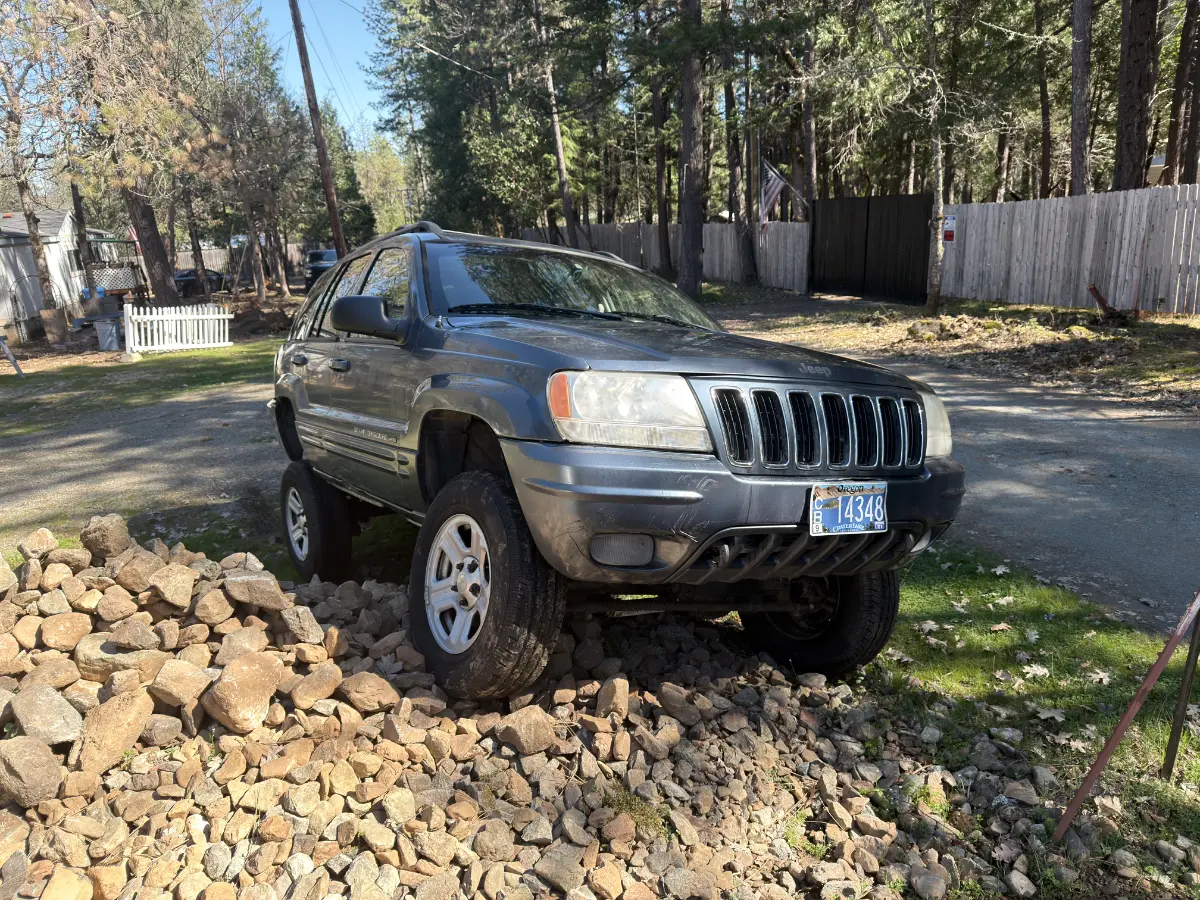 2002 JEEP Grand Cherokee