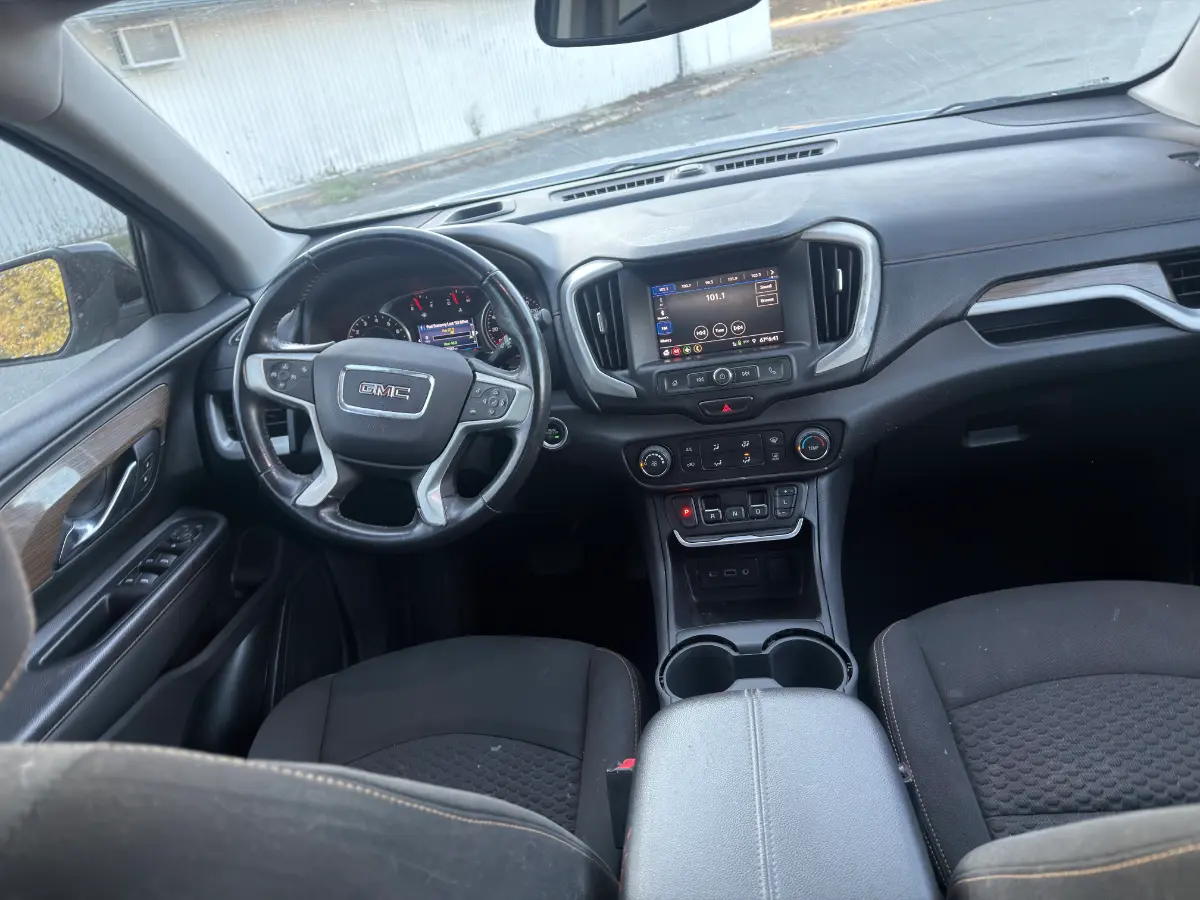 2020 GMC Terrain photo 11