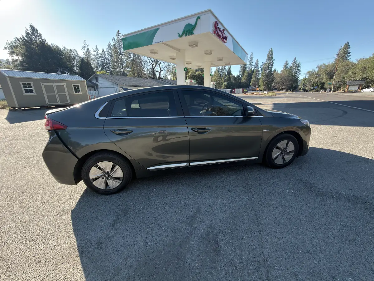 2020 Hyundia Ioniq